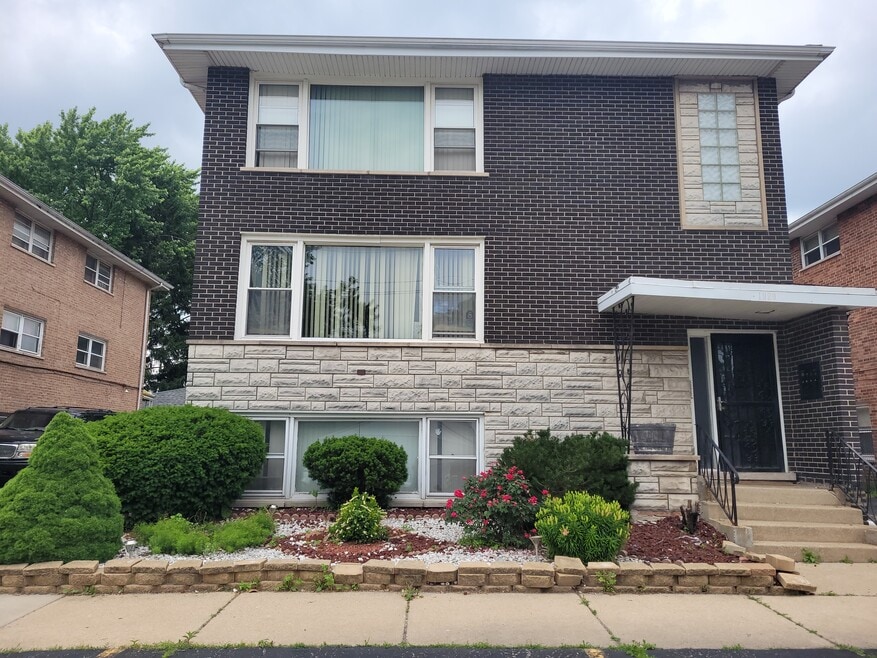 1920 State St unit 2E, Calumet City, IL 60409 - photo 1