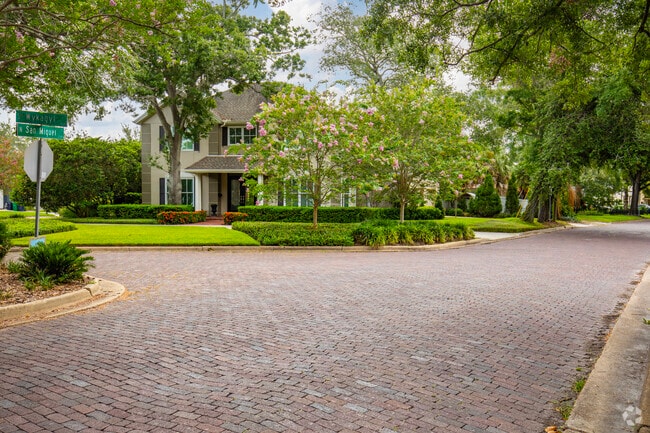 Many of the streets are still paved in brick in Golfview.