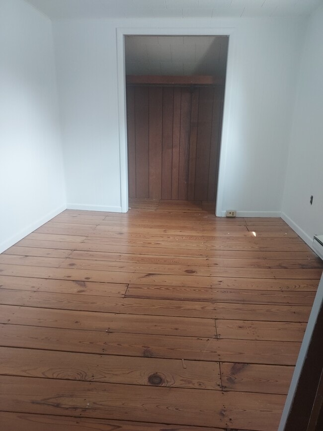 523 N Locust St, Urbana, OH 43078 - photo 7