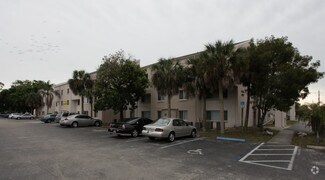 3585 Central Ave, Fort Myers, FL 33901