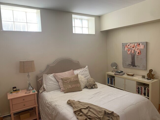 21 Aberdeen St unit D, Boston, MA 02215 - photo 5