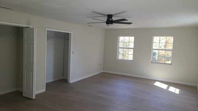 2360 Gaines Mill Rd unit B, Gainesville, GA 30507 - photo 4