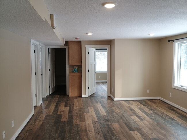 1935 7th St NW unit A, Faribault, MN 55021 - photo 4