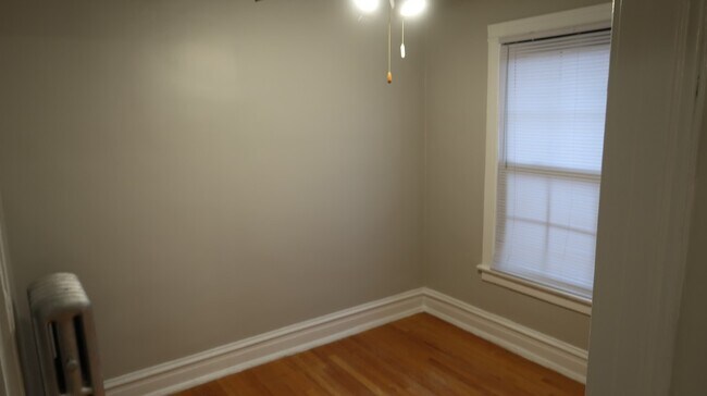 2617 W Gunnison St unit 2617 - 1C, Chicago, IL 60625 - photo 3