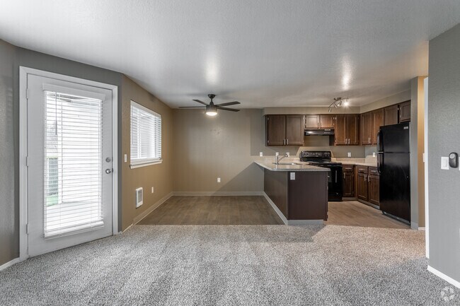 Fieldstone Apartments, Fairview, OR 97024 - photo 2