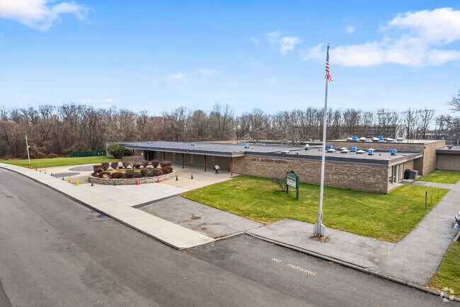 Lee F. Jackson Elementary School is a highly rated academic institution in White Plains.