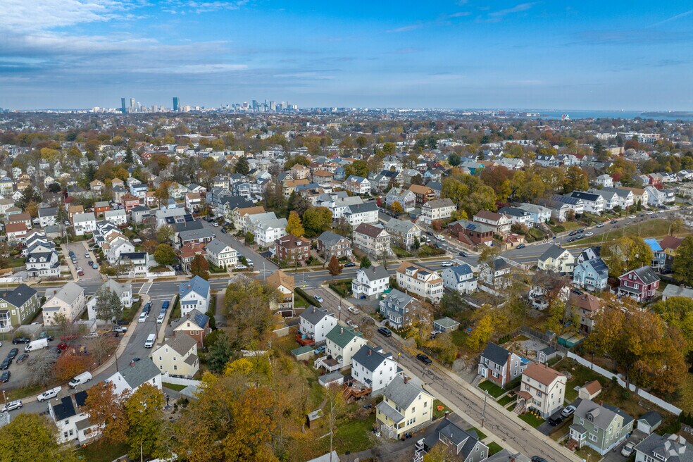 NH_WestCodmanHill-WestLowe_527008_P2_V1_MG_052325