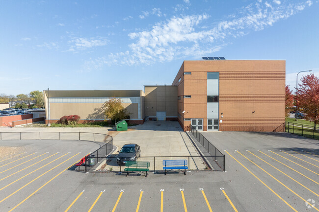 Hawthorn Townline Elementary School is a well ranked choice for students in Vernon Hills.