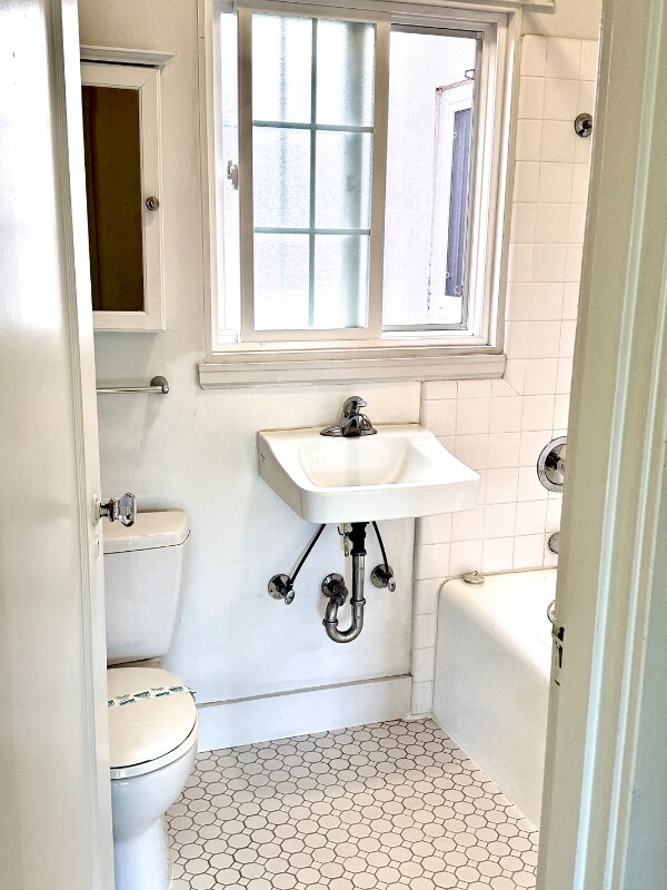 2818 Telegraph Ave unit 34, Berkeley, CA 94705 - photo 7