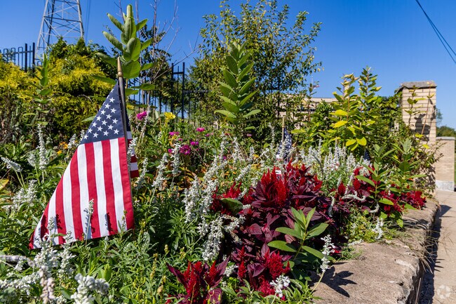 Lincoln Place is a small neighborhood with a big heart.
