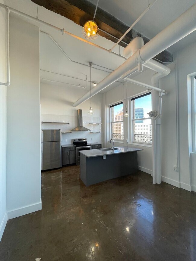 The Columbus Building, Rochester, NY 14604 - photo 4