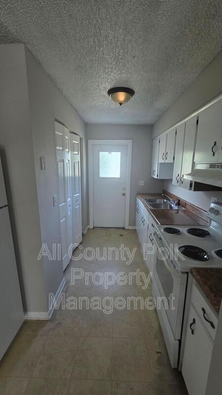 2936-2938 8 Iron Dr, Lakeland, FL 33801 - photo 6