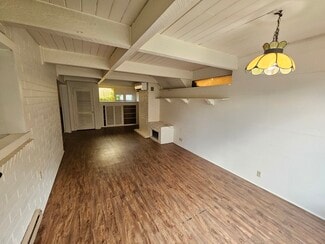 2752 University Ave, Morgantown, WV 26505