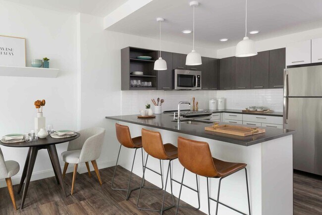 125 Guest St unit 1112, Boston, MA 02135 - photo 7