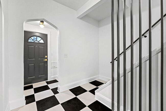 3127 33rd Ave S, Minneapolis, MN 55406 - photo 4