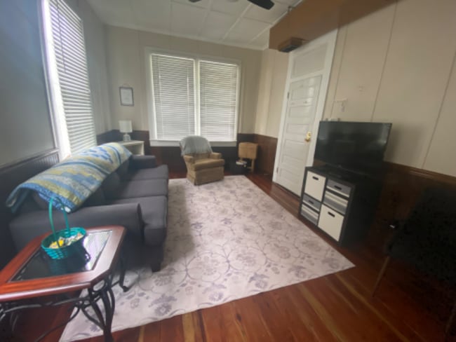 5049 Canal St unit B, Milton, FL 32570 - photo 4