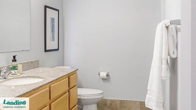 335 W 9th St unit 224, Indianapolis, IN 46202 - photo 6