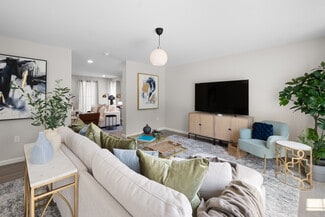 180 S, Narragansett, RI 02882