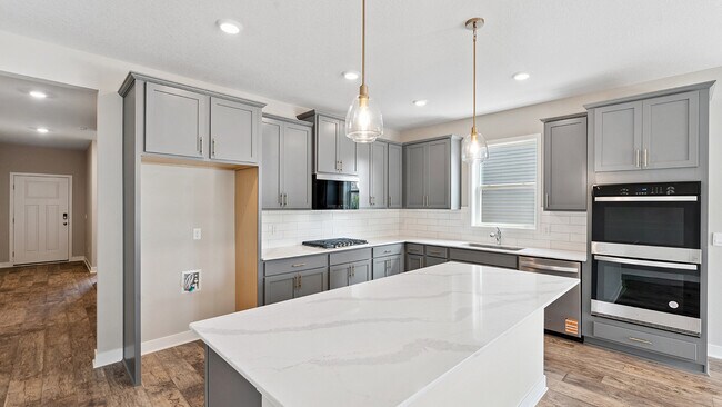 1686 Zumbro Ave unit 37861969, Shakopee, MN 55379 - photo 5