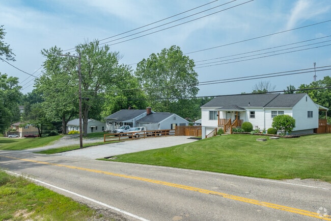 Homes built between the 1950s and ‘60s typically sell for between $175,000 and $300,000.