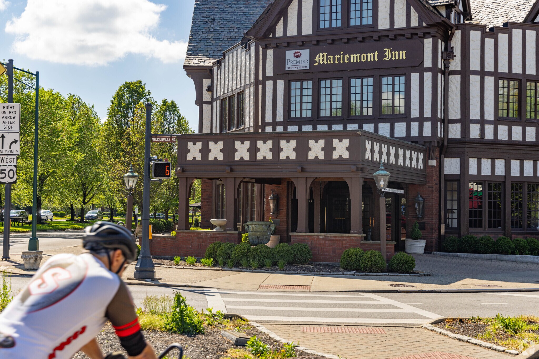 The streets of Mariemont are designed to be walker and biker friendly.