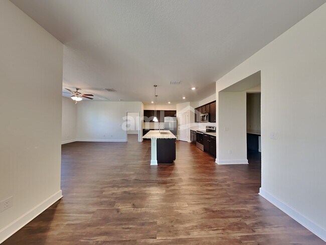 33817 Widman Way, Wesley Chapel, FL 33543 - photo 5