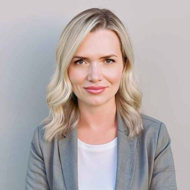 Agent Photo