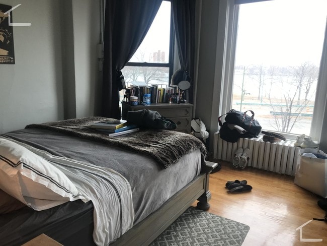 43 Bay State Rd unit 1R, Boston, MA 02215 - photo 4