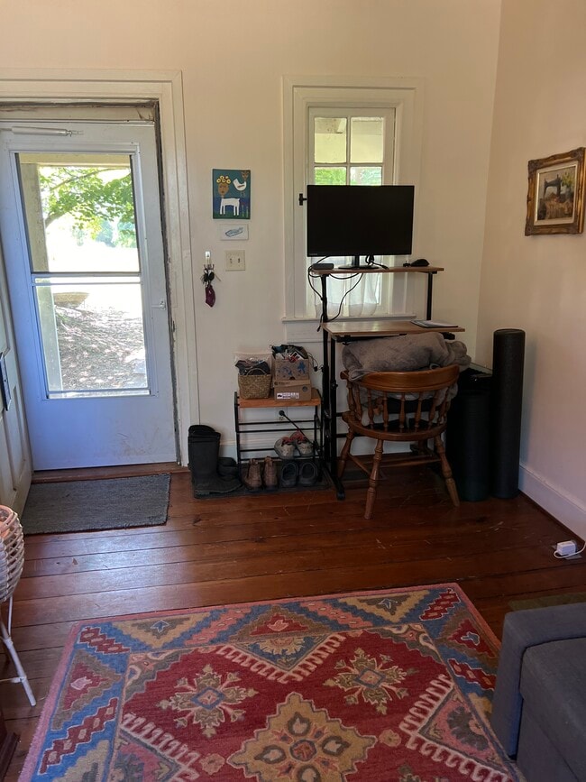 1115 Bracketts Farm Rd, Louisa, VA 23093 - photo 3