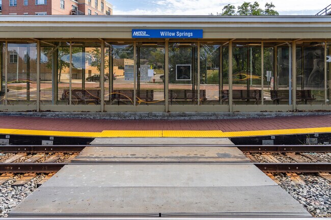 Willow Springs station connects commuters to Chicago’s southwest suburbs.
