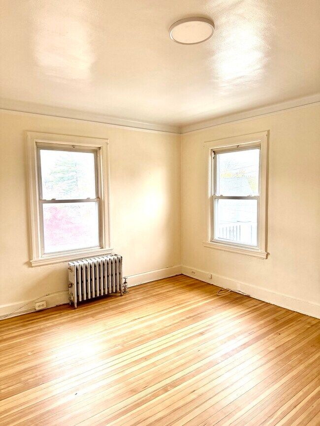 45 Underhill St unit 2, Tuckahoe, NY 10707 - photo 3