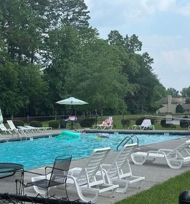 1694 Red Oak Dr unit 185, Dalton, GA 30721 - photo 3