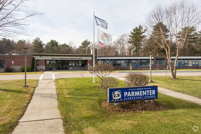 Students K-5 can attend Gerald M. Parmeter School in Franklin.