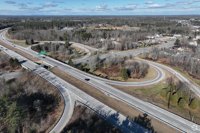 Access to Interstate 95 is a short distance from Downtown Saco.