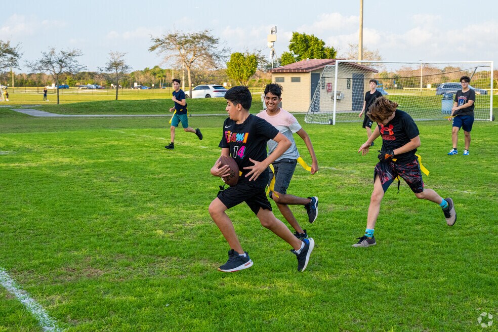 FINAL_Neighborhood_LakeEstates_V2_111623