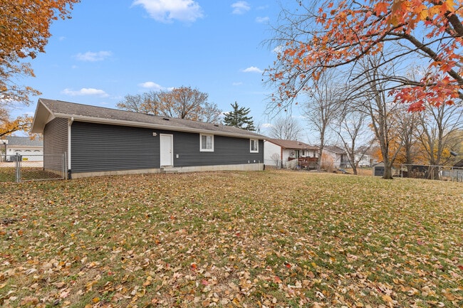 1309 Trading Post Ln, O Fallon, MO 63366 - photo 3