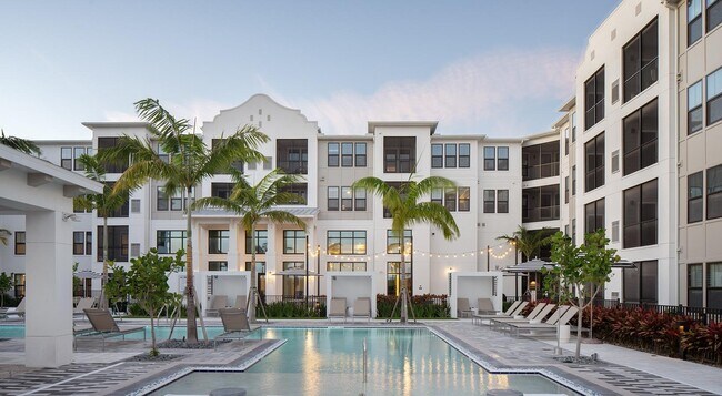 6850 Foxtail Palm Way unit 2202.1412286, Bradenton, FL 34210 - photo 3