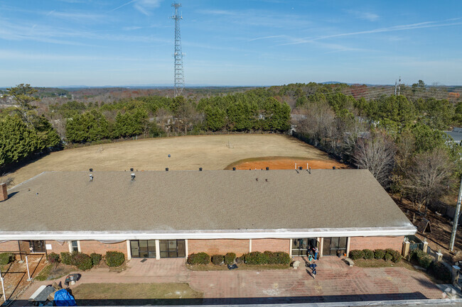 Carman Adventist School has a 16 to 1 student-teacher ratio.