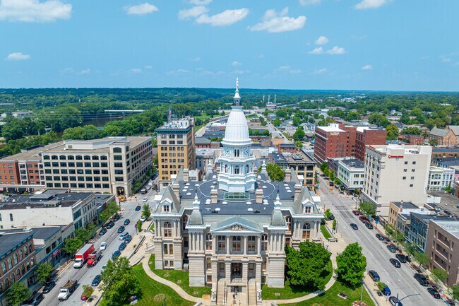Downtown Lafayette is a short drive for Jesco Hills Estates residents.