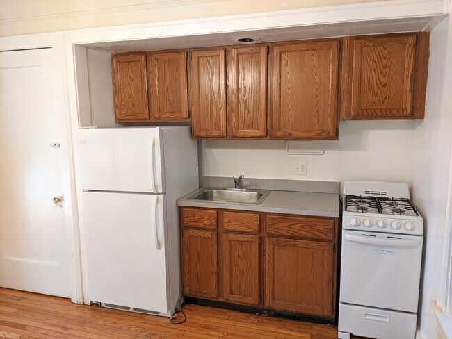 1025 Dempster St unit 1309-S3, Evanston, IL 60201 - photo 5