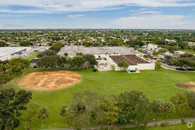Overview of the Horizon Elementary School in Sunrise, FL.