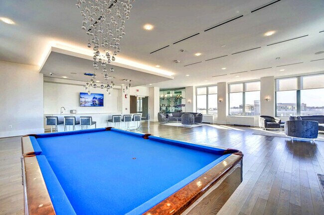 1600 S Eads St unit FL10-ID1022568P, Arlington, VA 22202 - photo 3