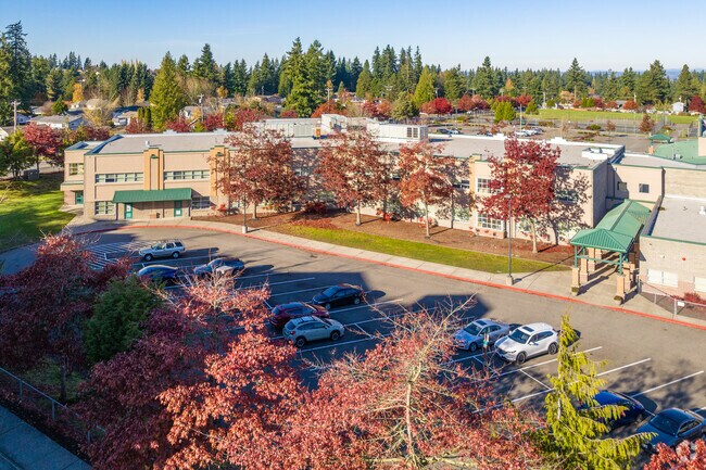 Evergreen Middle School is located in the Evergreen neighborhood of Everett.