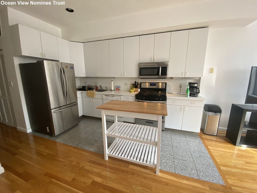 236 Hanover St unit 1, Boston, MA 02113 - photo 1