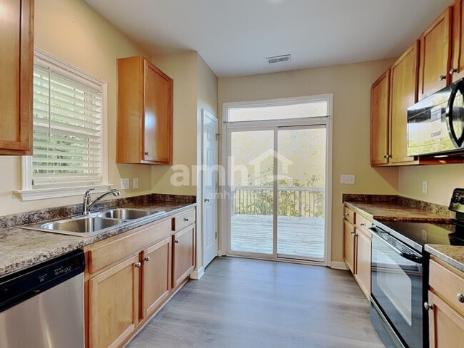 1105 Willowedge Ct, Knightdale, NC 27545 - photo 3