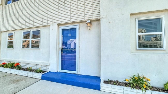 5800 Boardwalk unit 100, Ventnor City, NJ 08406 - photo 3