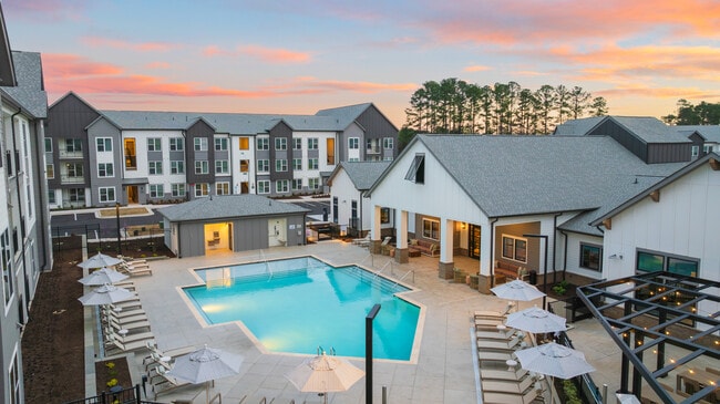 Elan Capital Hills, Raleigh, NC 27616 - photo 5