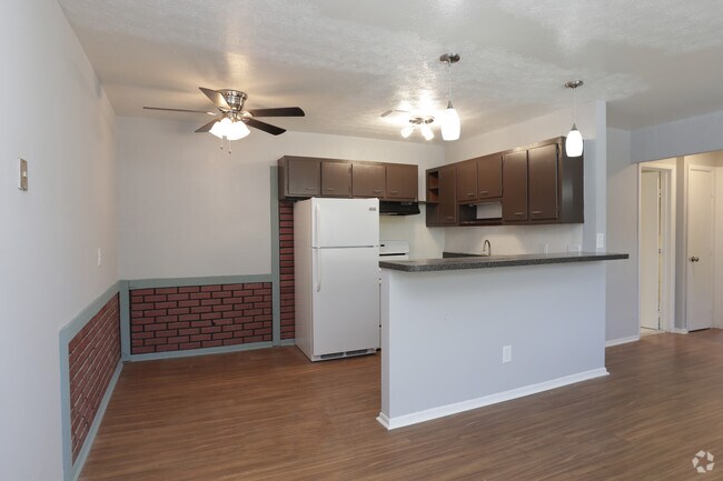 Maple Eastlake Apartments, Eastlake, OH 44095 - photo 6