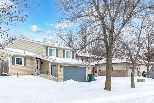 Split level homes are the predominant style in the Meyer neighborhood.