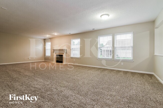 9701 Jackson Way, Avon, IN 46123 - photo 4